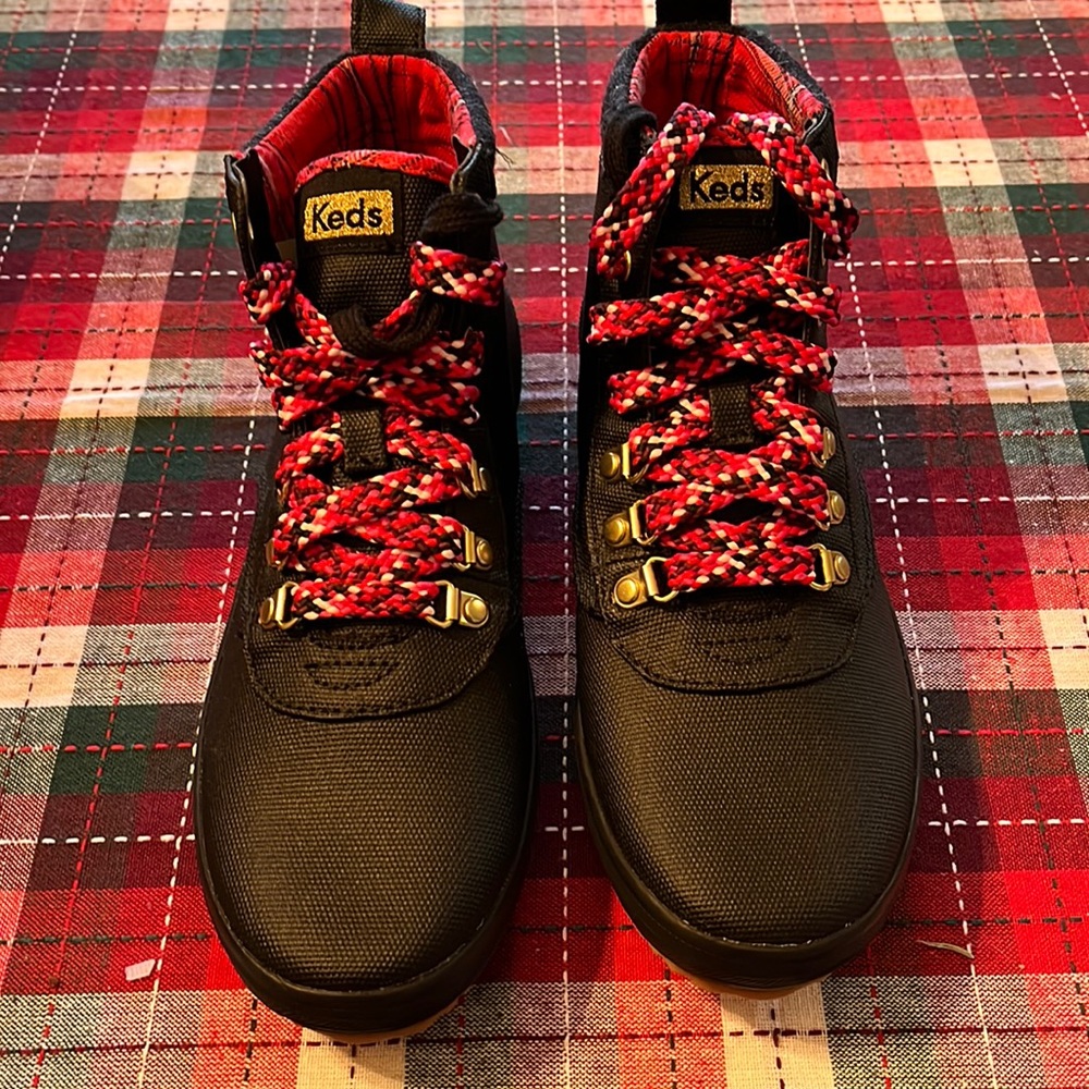 Cute Keds ankle boots made of canvas.  Size is 7 1/2.  Brand new without tags.